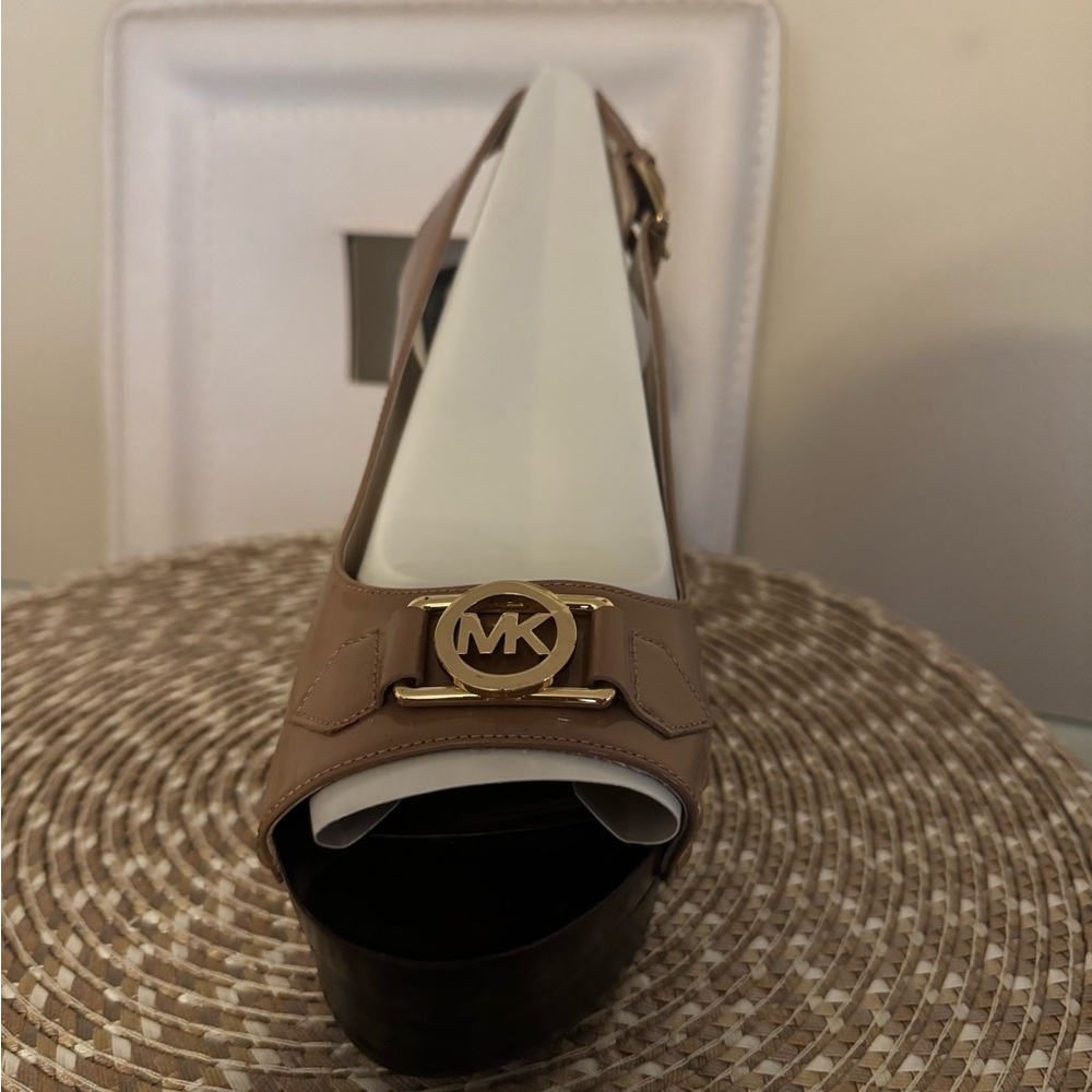 Michael Kors Gold Studded Brown Wedges - Picture 4 of 5